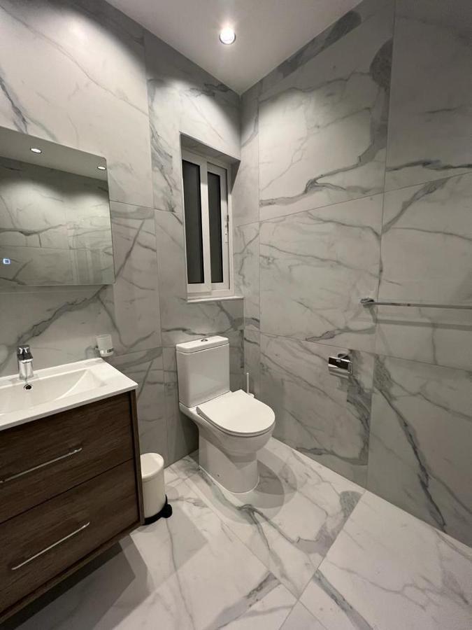 Skylark 2 Apartment With Terrace Is-Swieqi Esterno foto